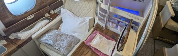 Upgrade Liburan Anda: 5 Perbedaan Bisnis vs First Class