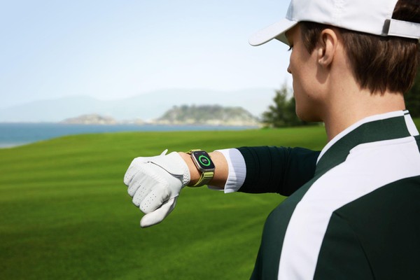 WATCH FIT 4: Kebugaran Maksimal, Desain Tipis, ECG Terintegrasi