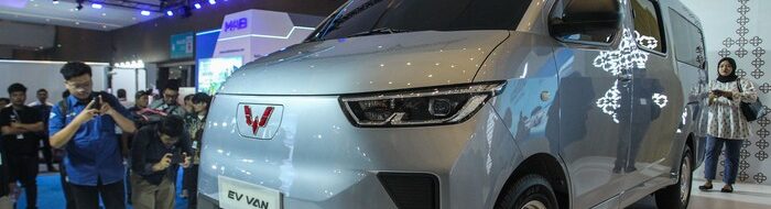 Wuling EV Van: Jarak 400km, Pintu Geser, Spesifikasi Canggih