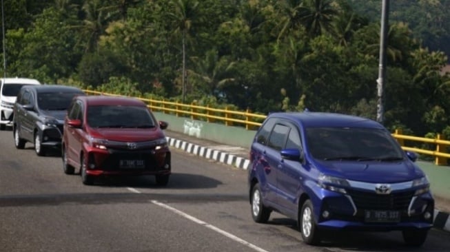 Avanza Bekas <100 Juta: Manual vs Matic, Pilih Mana?