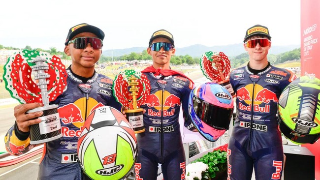 Drama Sengit Balap Motor: Veda Ega Juara, Reaksi Pembalap Malaysia?