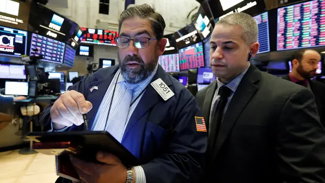 Drama Trump-Musk: Saham Tesla Anjlok 14%, Kenapa?