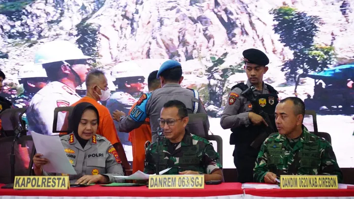 Longsor Gunung Kuda: Danrem 063/SGJ Update Terbaru Cirebon