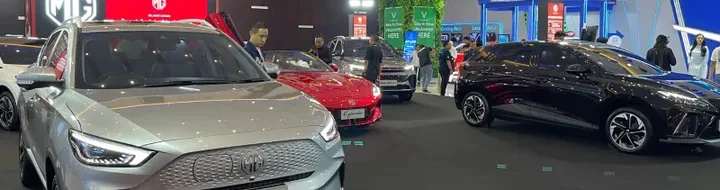 MG Pamer Mobil Listrik Canggih, IIMS Surabaya 2025!