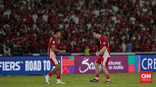Resmi Menikah, Rizky Ridho dan Thom Haye Rayakan Kebahagiaan