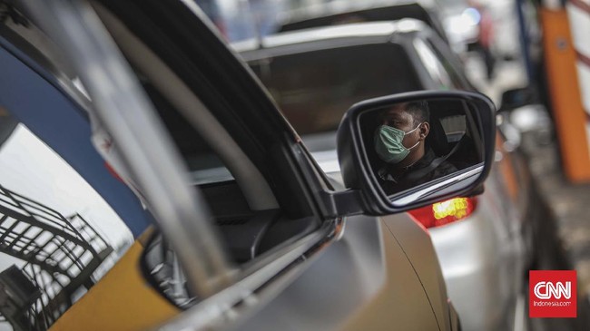 Sopir LCGC Viral Terobos Tol, Polisi Intensifkan Perburuan