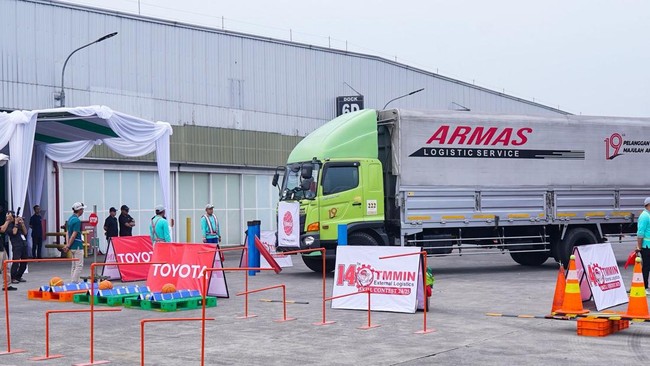 Toyota Uji Keahlian Ribuan Mitra Logistiknya dalam Kompetisi Akbar