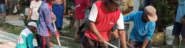 Warga Indramayu Antusias, Rabat Beton Danayasa Sukses!
