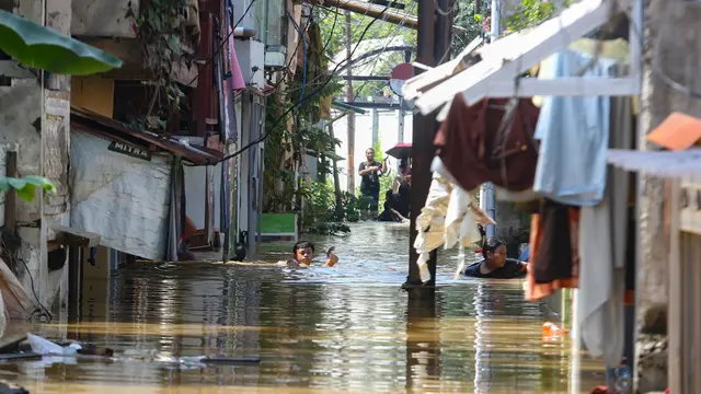 Banjir Jakarta: Rob dan Hujan Ekstrem, Ini Penyebabnya!