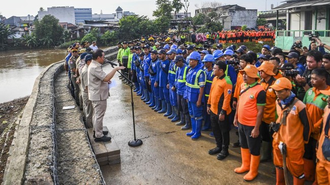 Banjir Jakarta Surut Hampir Total, Kondisi Berangsur Pulih Pagi Ini