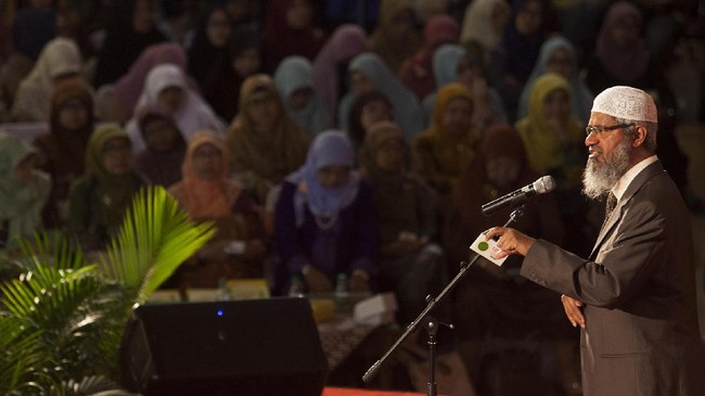 Ceramah Zakir Naik di Malang Tetap Berlangsung: Desakan Penolakan Ditepis