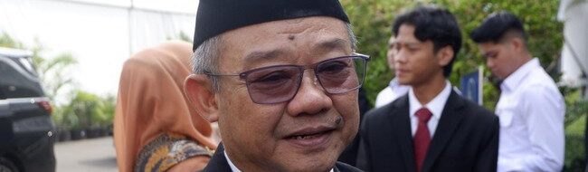 DPR Kritik Sekolah Demul: Gubernur Jawa Timur Diminta Bertanggung Jawab