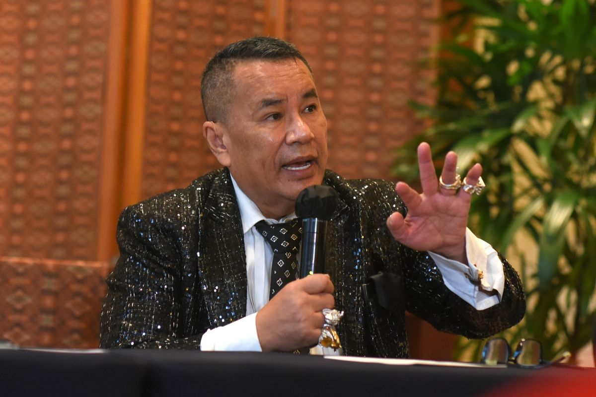 Hotman Paris Disentil Tom Lembong & Kejagung: Ada Skandal?