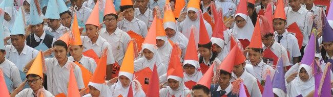 Kebijakan Demul 1 Kelas 50 Siswa: Kritik Pedas Pakar dan DPRD Menggema