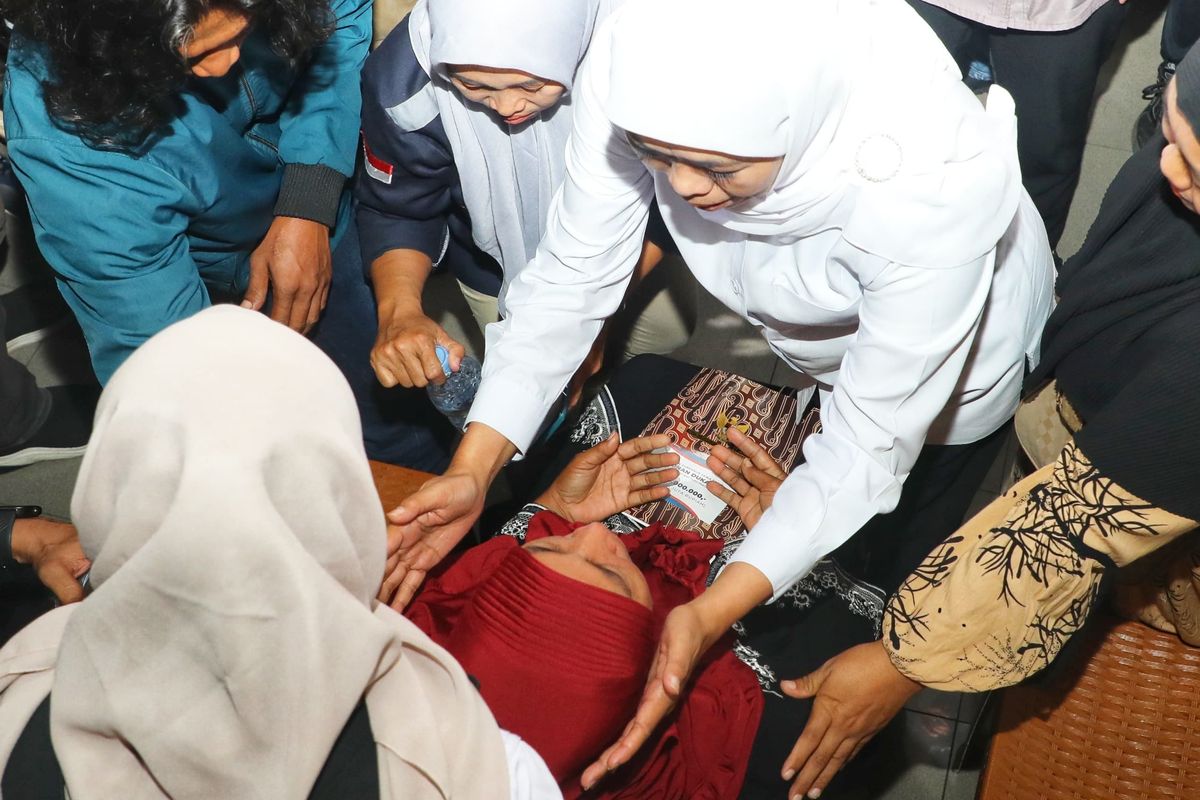 Korban KMP Tunu Pratama Jaya Dapat Santunan, Keluarga Terima Rp10 Juta