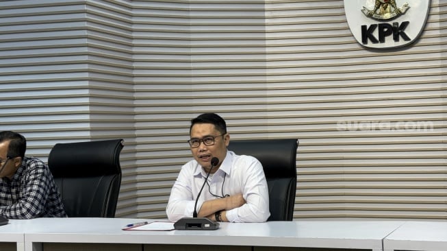 Skandal Gratifikasi MPR: KPK Ungkap Kasus Logistik