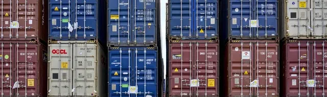 Tarif Impor Trump Ancam Industri Padat Karya: 32%!