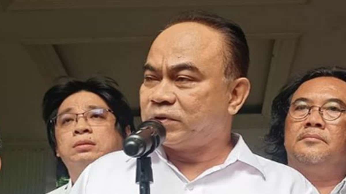 Projo Jilat Terus, Tak Bawa Akun Palsu Gibran ke Hukum!