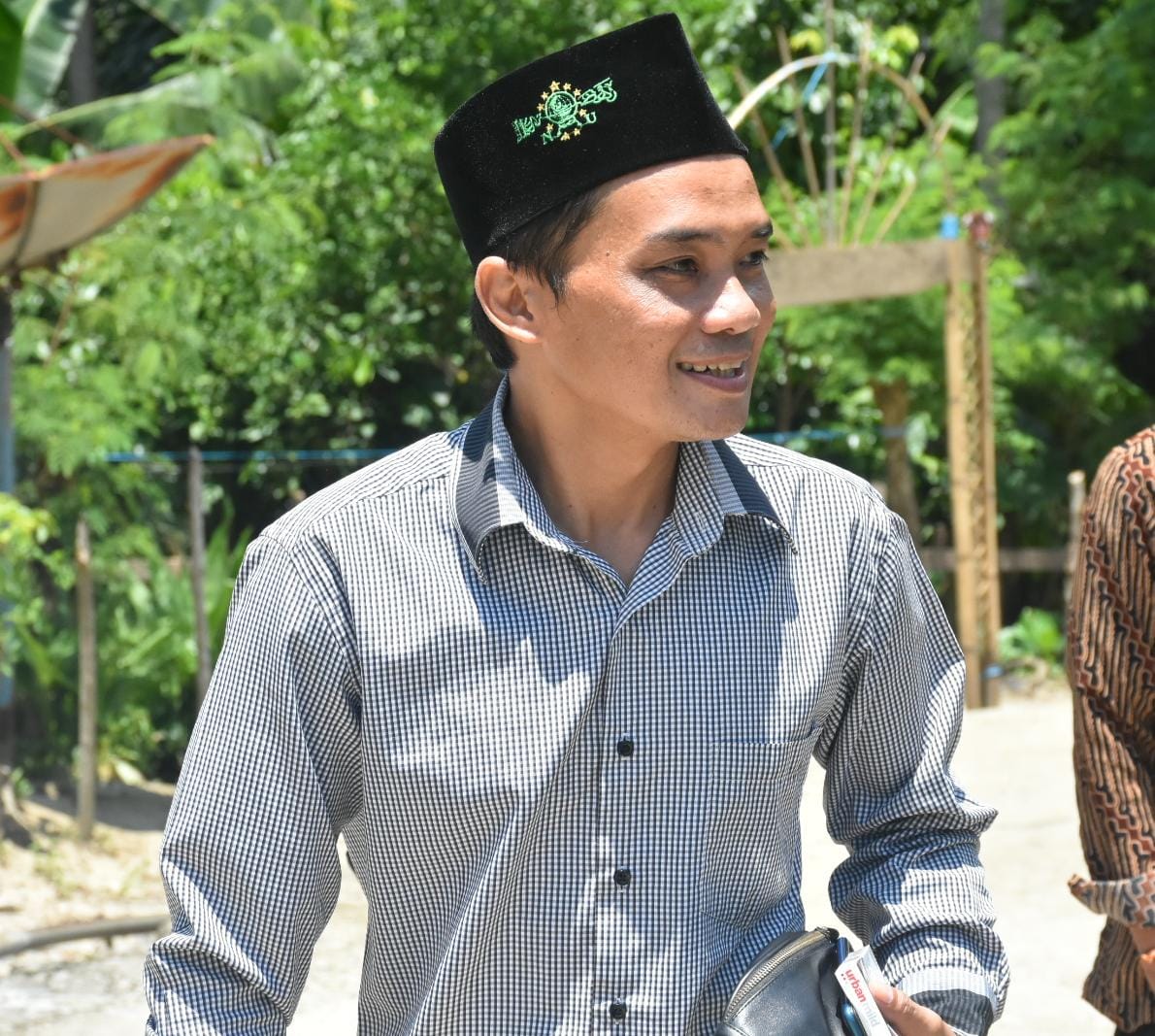 Bebas Manggazali Dipuji Tokoh Adat, Pantas Pimpin Polman?