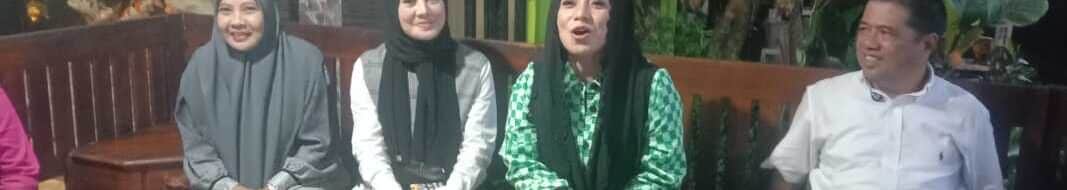 Bebas Manggazali Jadi Idola Warga di Bumi Mulyo