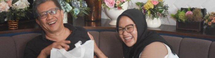 Rezki Mulfiati Lutfi, calon Wakil Wali Kota Makassar, dapat dukungan penuh dari Rocky Gerung.
