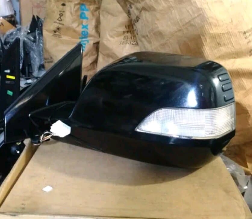 Spion CR-V Meleleh, Honda Panik!
