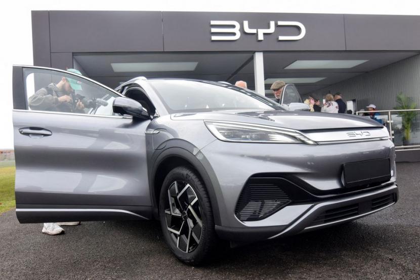 BYD Tarik 97.000 Mobil Listrik, Risiko Meledak!