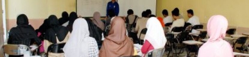 Silfester Kuliah di Kampus Ilegal?
