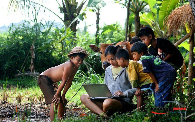 Internet Merambah Desa Terpencil! Bukti Nyata Suksesnya Transformasi Digital RI
